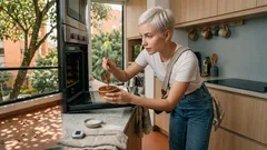 Brownie individual con arequipe y sal marina: receta rápida con centro cremoso